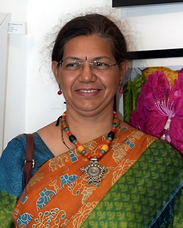 varsha walawalar